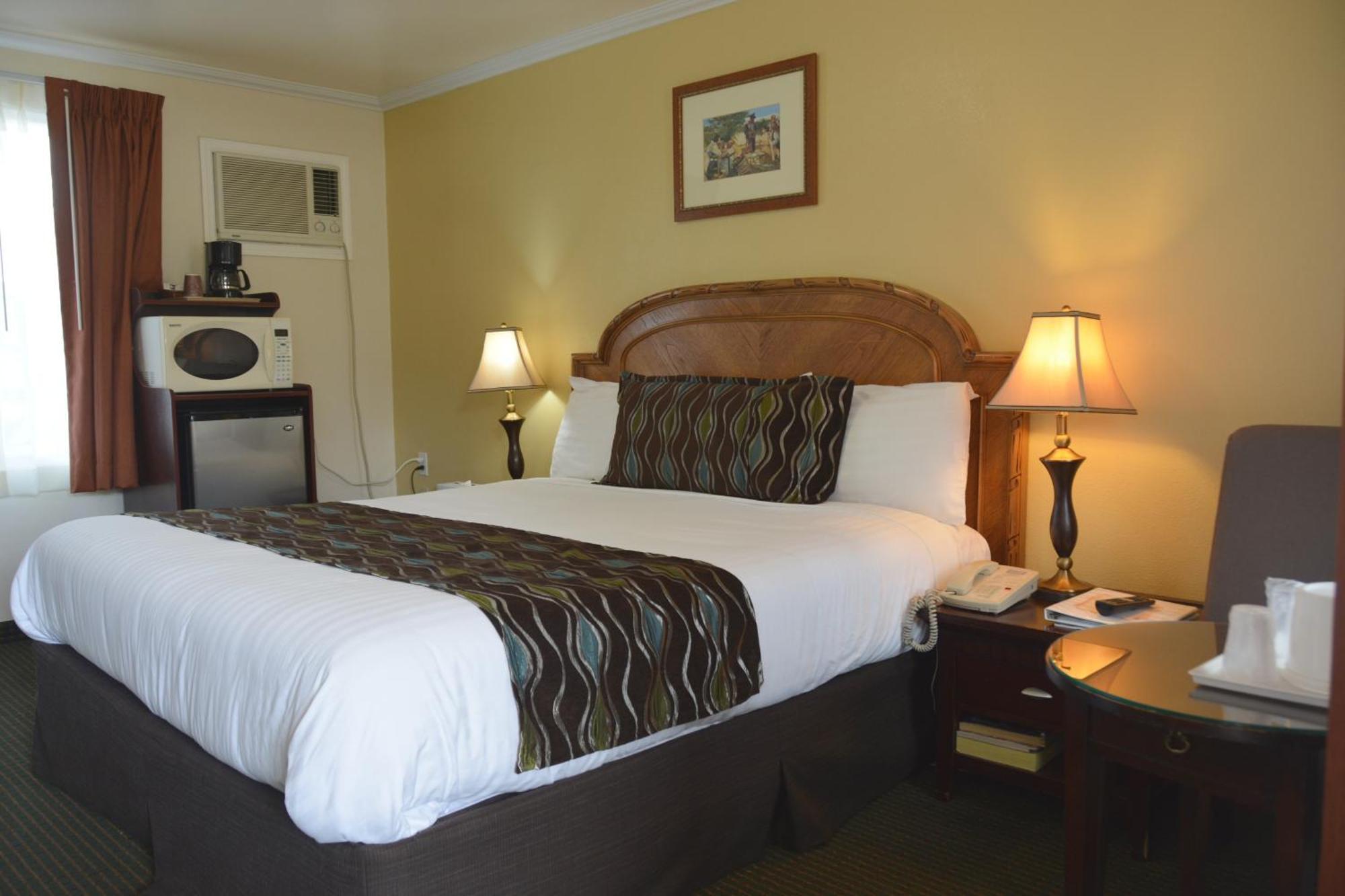Oasis Inn And Suites Santa Barbara Bagian luar foto