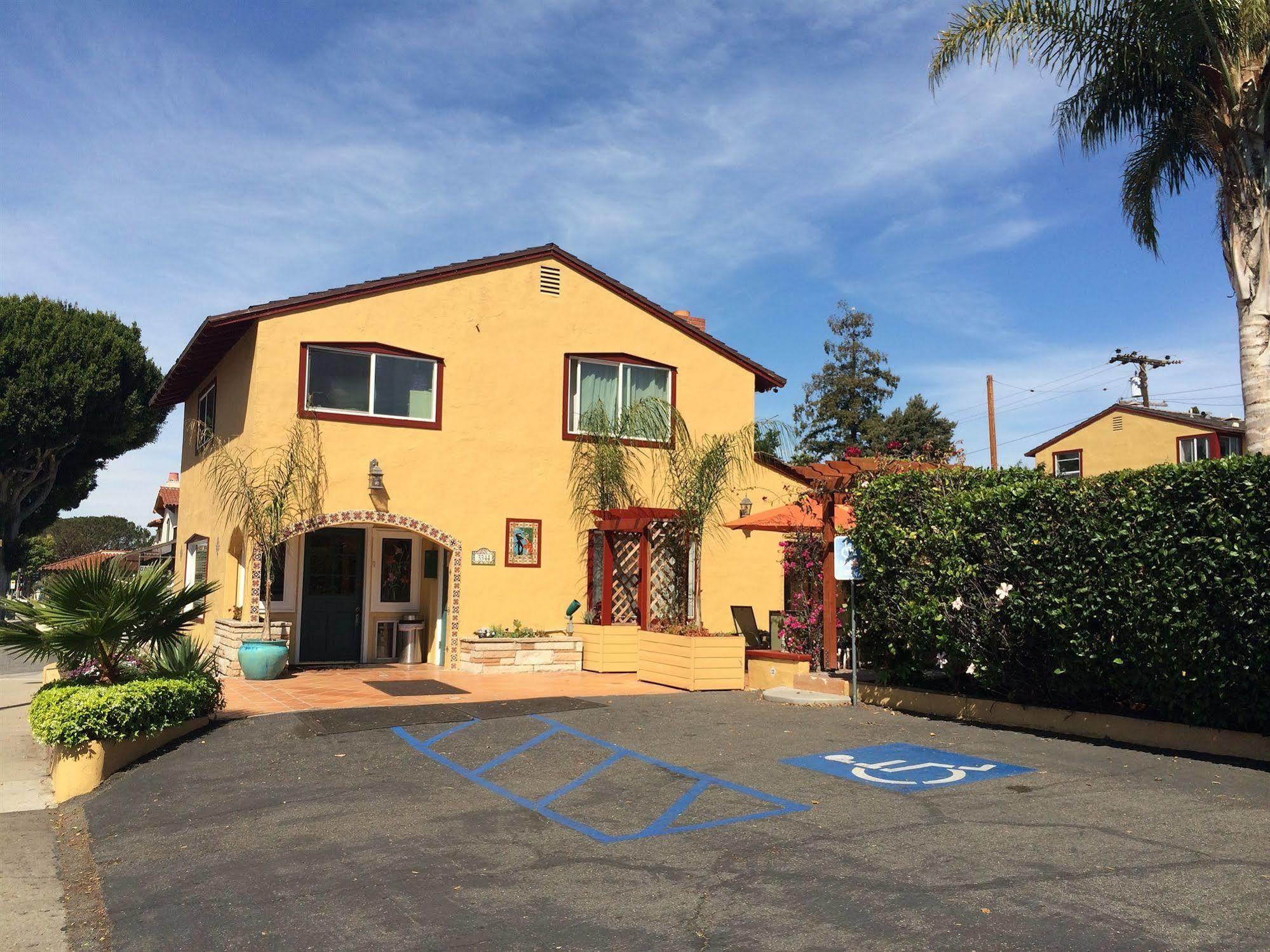Oasis Inn And Suites Santa Barbara Bagian luar foto